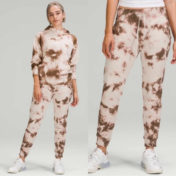 Lululemon Warm Down Jogger Pants Earth Dye Clay Size 4 - Picture 1 of 15